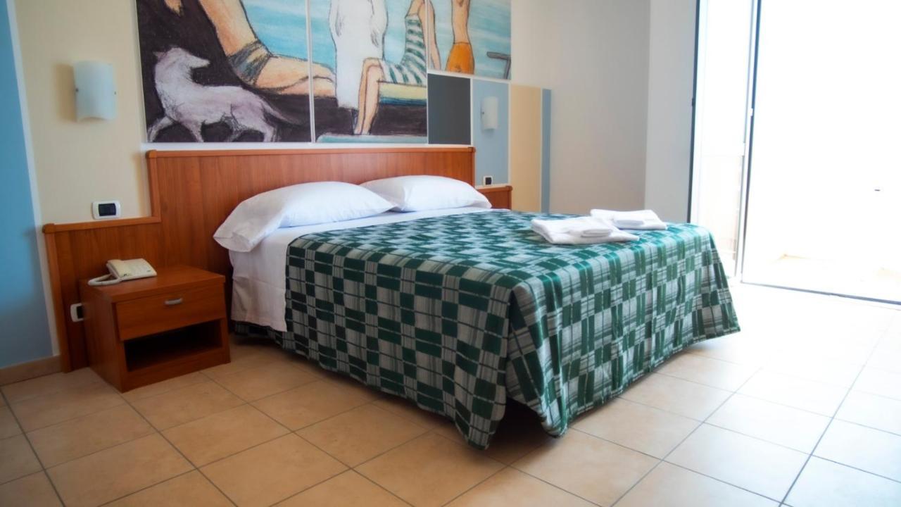 Hotel Royal Giulianova Zewnętrze zdjęcie