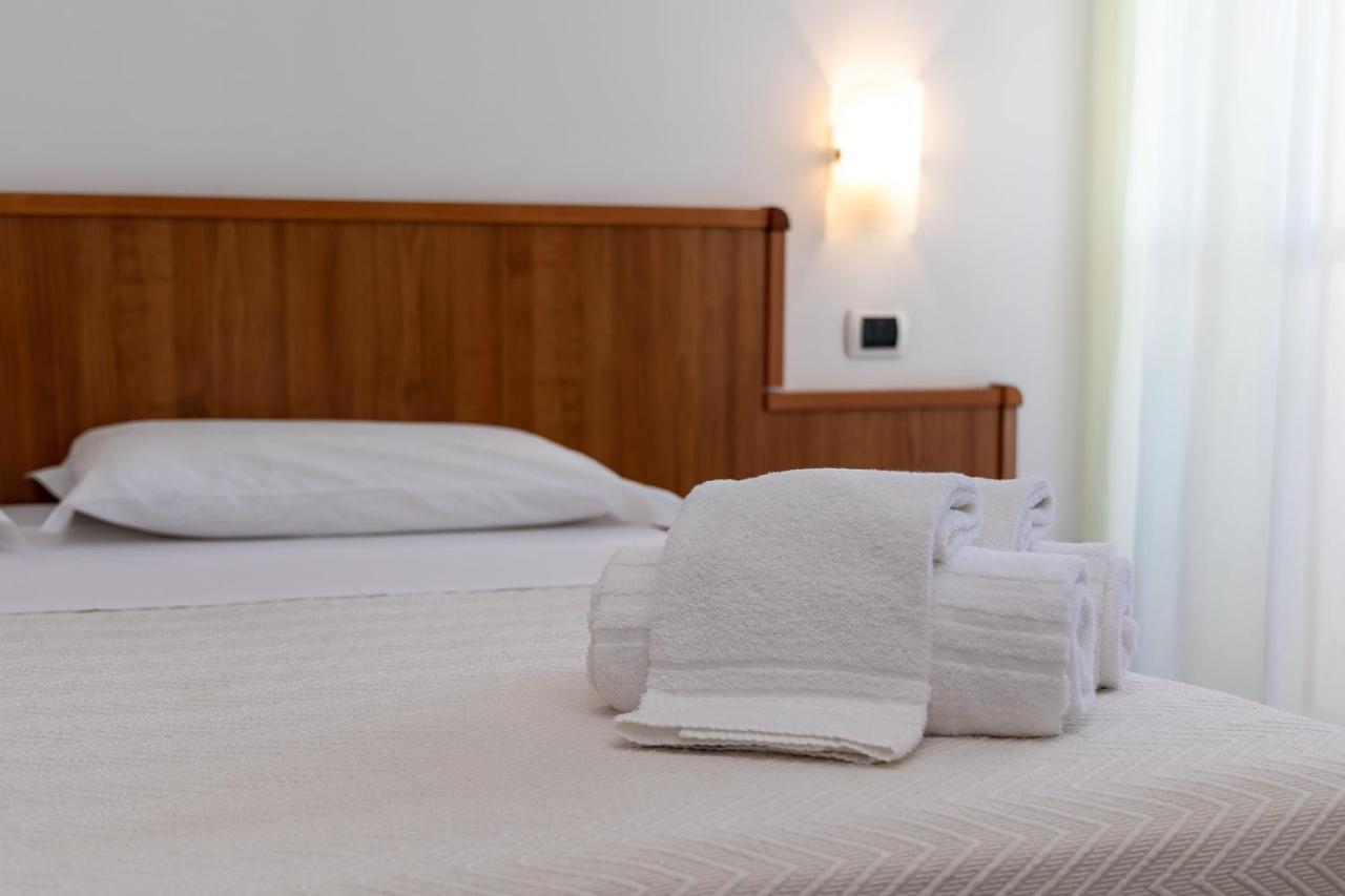 Hotel Royal Giulianova Zewnętrze zdjęcie