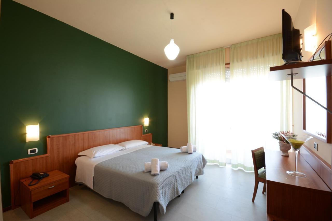 Hotel Royal Giulianova Zewnętrze zdjęcie
